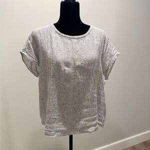 Tahari Light Gray Short Sleeve 100% Linen Top